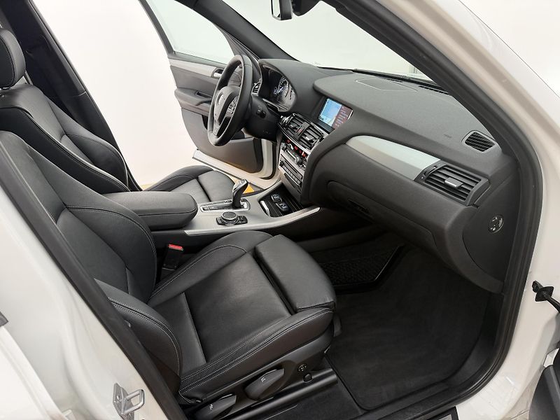 BMW X3 3.0d*190kw*4x4*M-Packet*Pano* - fotka 18 z 44