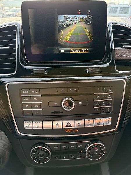 Mercedes-Benz GLE 350 CDI 4MATIC AT7 - fotka 11 z 15