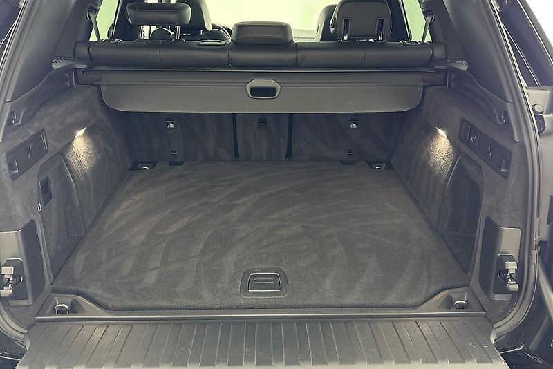 BMW X5 xDrive30d - fotka 13 z 19