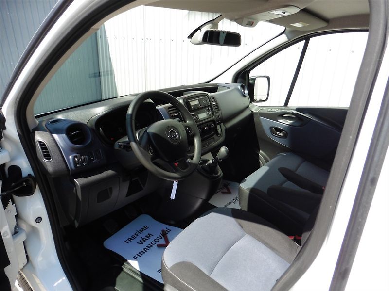Opel Vivaro 1,6 CDTI BITurbo 125 L1H1 - fotka 11 z 14