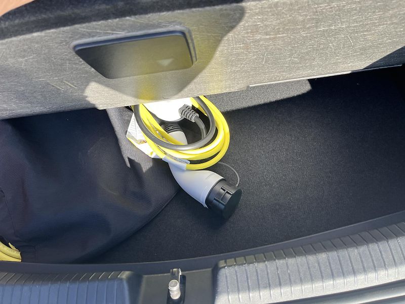 Volkswagen ID.3 (2021) Pro S, 150 kW, kap. 77 kWh SoH - fotka 21 z 22