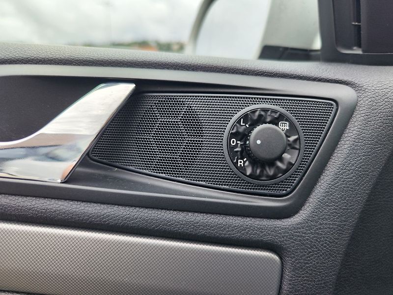Škoda Octavia 1.6 FSI/85kW Elegance - fotka 23 z 25