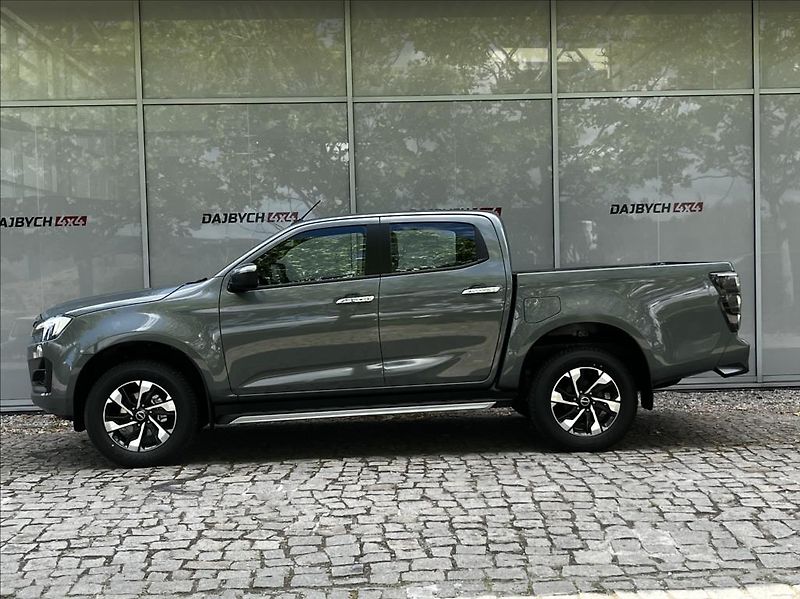 Isuzu D-Max 2,2 Double Cab  8A/T LSE MY26 - fotka 8 z 39