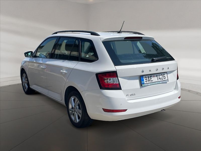 Škoda Fabia 1,0 TSI 70 Ambition - fotka 4 z 11