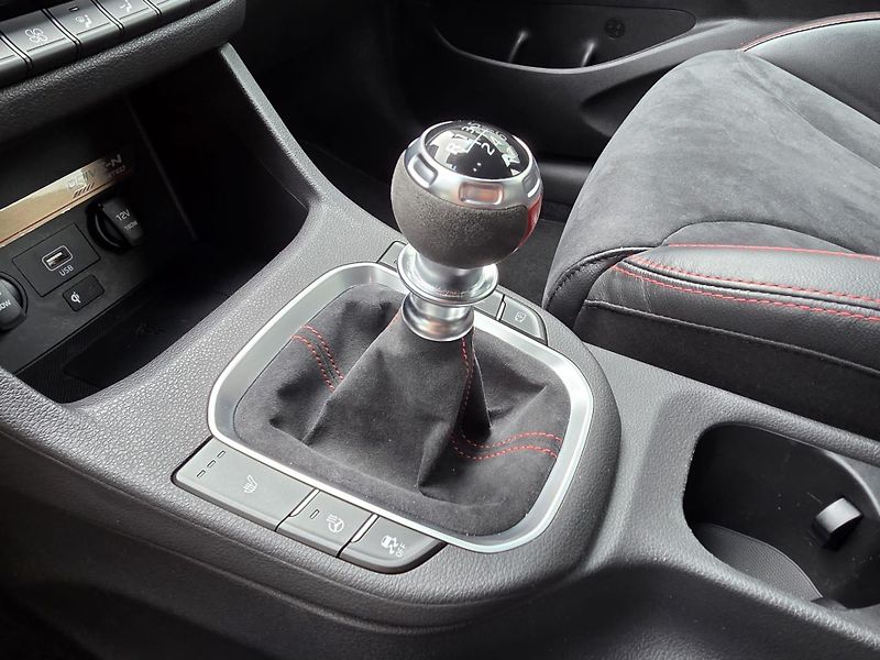 Hyundai i30 2.0-N-206kw-LIMIT EDICE 25ks - fotka 33 z 40