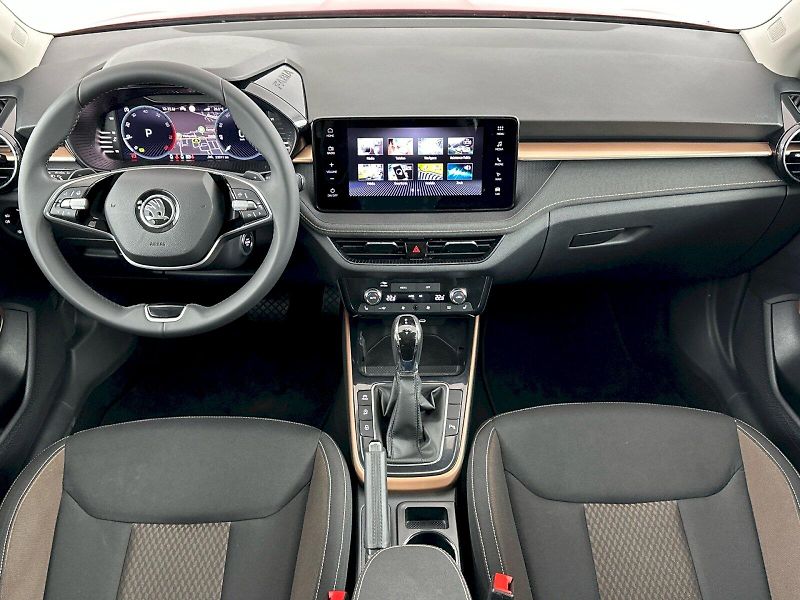 Škoda Fabia (2024) DSG 1.5TSI 110kW Top Selection - fotka 5 z 31
