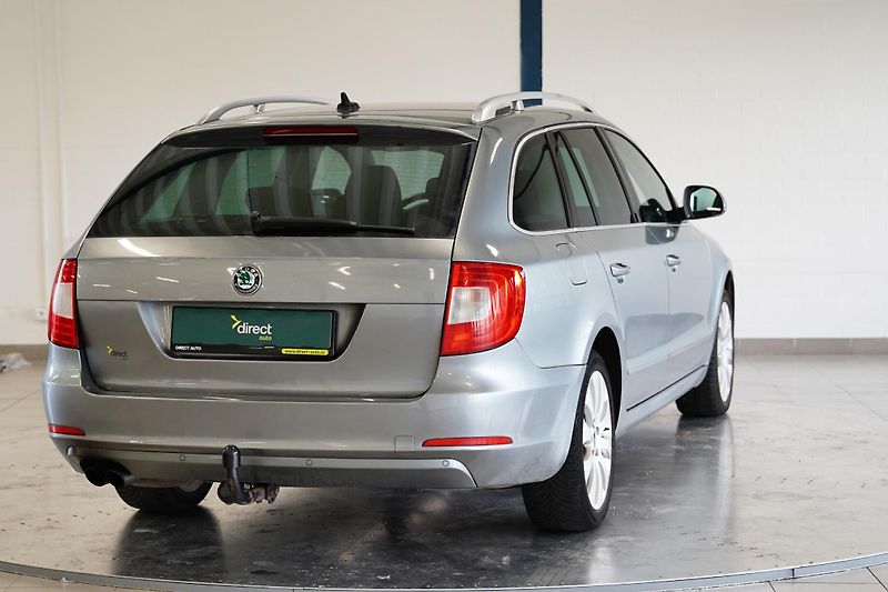 Škoda Superb - fotka 3 z 6