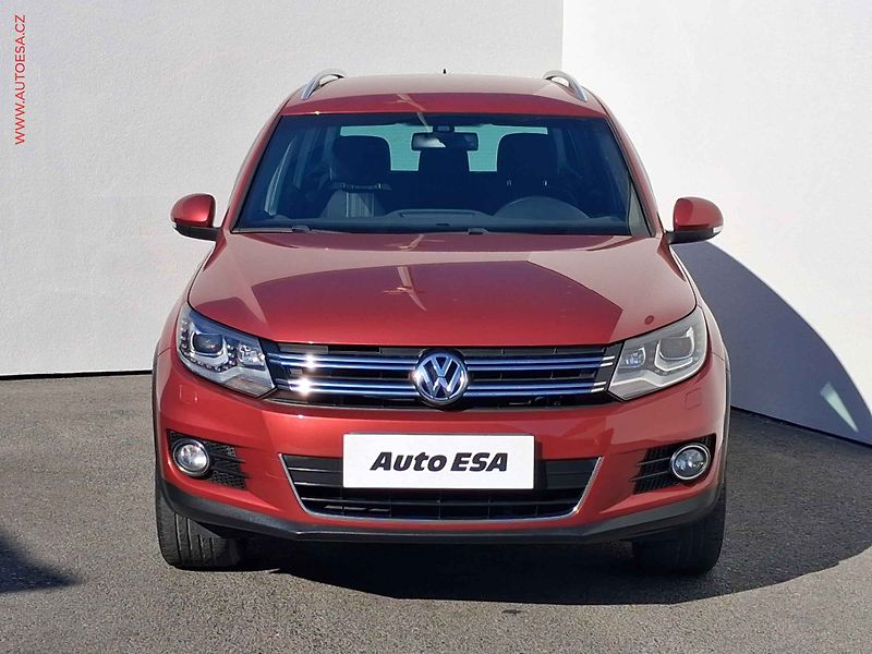 Volkswagen Tiguan (2015) 1.4 TSi 4motion, Lounge - fotka 2 z 19