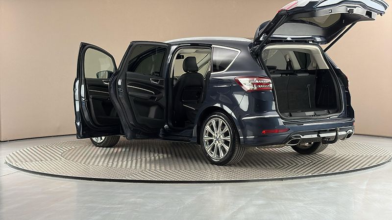 Ford S-MAX 2.5 Duratec Hybrid AUT Vignale - fotka 7 z 29
