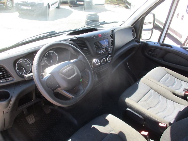 Iveco Daily 35S16 s HC - fotka 15 z 20