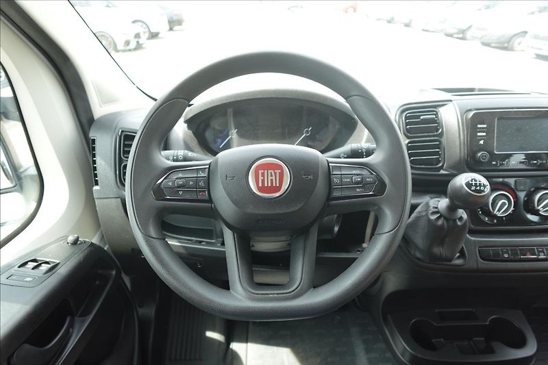 Fiat Ducato 2,2 MJT  L2H1 6MÍST KLIMA - fotka 24 z 33