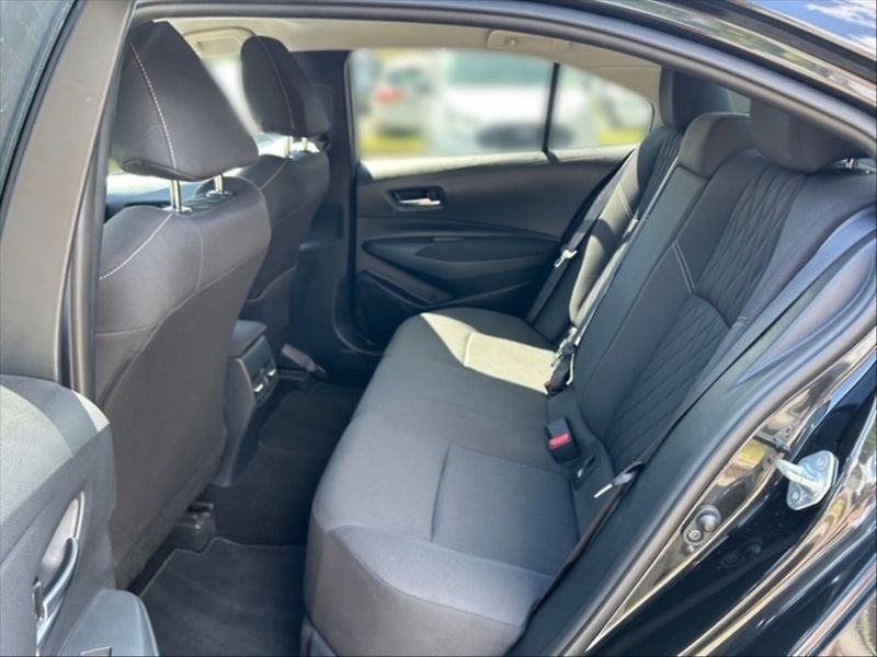 Toyota Corolla 1,5 DF Comfort 4d - fotka 8 z 11
