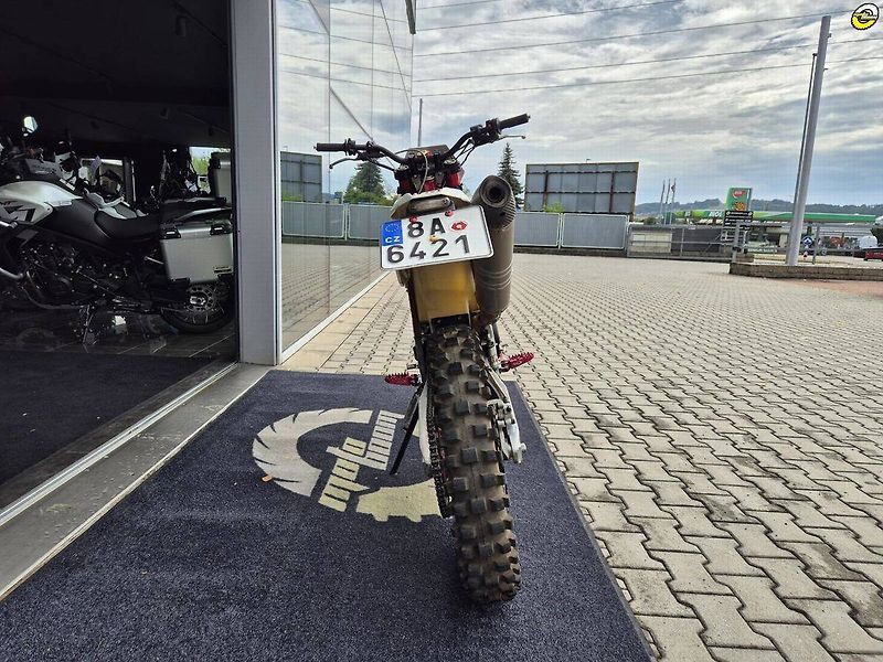 AJP PR5 250 Enduro (2014) 2014) – 1630 km, STK do 2028 - fotka 5 z 20