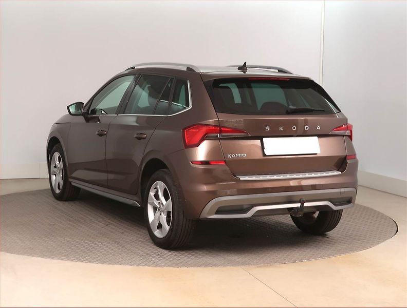 Škoda Kamiq (2020) Style 1.5 TSI - fotka 4 z 15