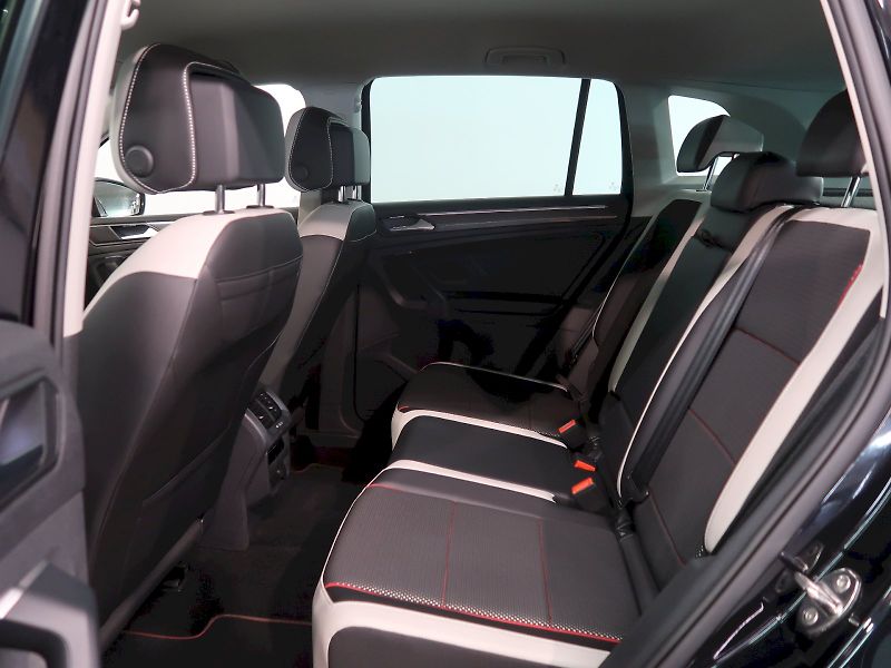 Volkswagen Tiguan (2022) EDICE URBAN 2.0TDI 110KW 4x4 D - fotka 14 z 35