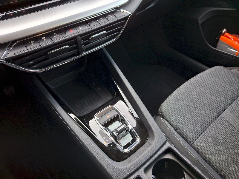 Škoda Octavia (2022) Style DSG 1,5TSi 110kW - fotka 31 z 34