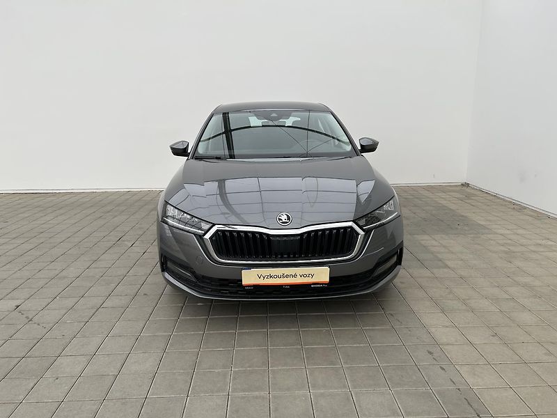 Škoda Octavia 1.0 TSI Ambiente plus - fotka 4 z 23