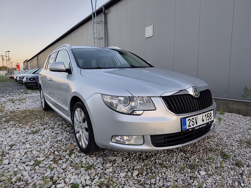 Škoda Superb 2.0TDI 125KW, AUTOMAT, KŮŽE - fotka 8 z 23