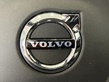 Volvo XC60 B4 FWD Ultimate Dark AT8 - náhled 41