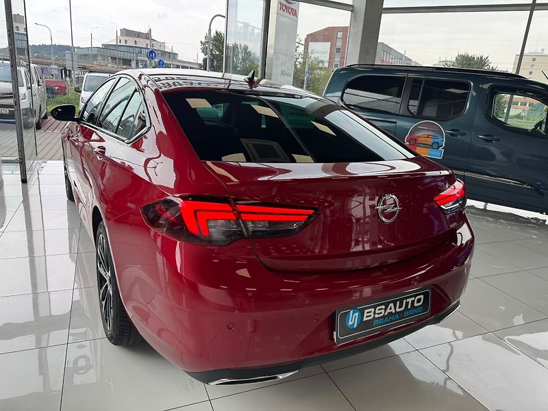 Opel Insignia 2.0T 147kW  GS Ultimate AT - fotka 4 z 15