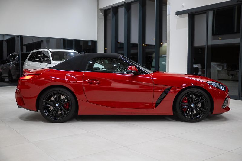 BMW Z4 (2024) ///M40i 250KW 1MAJ CZ TOP STAV - fotka 18 z 54
