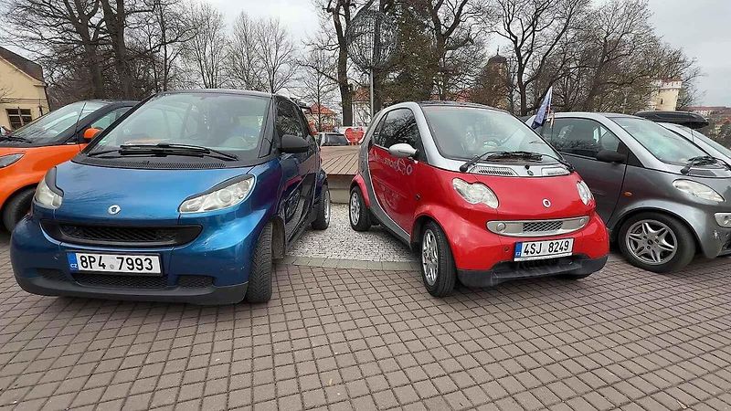 Malá auta, velká srdce. Smarťáci navštívili jarní Vlašim a adoptovali mývala