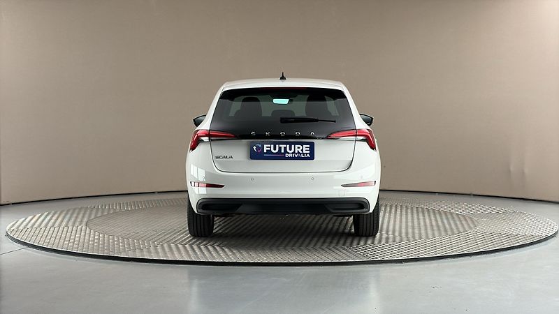 Škoda Scala 1.5 TSI DSG Style - fotka 5 z 26
