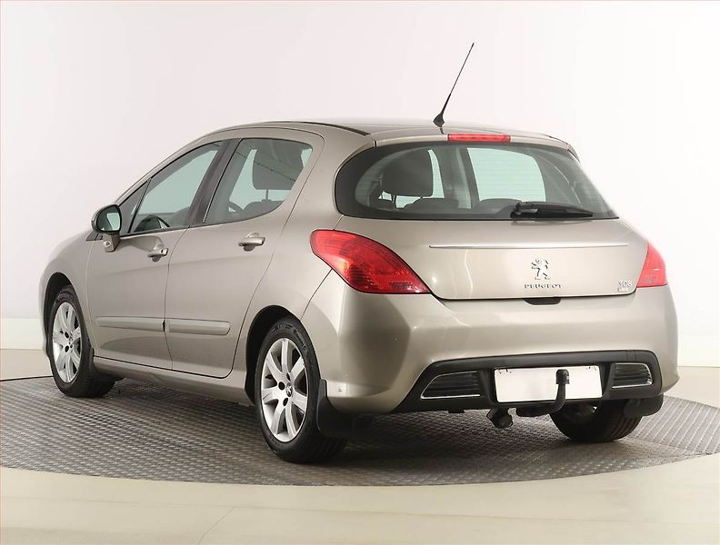 Peugeot 308 (2011) 1.6 HDi, Tempomat - fotka 4 z 18
