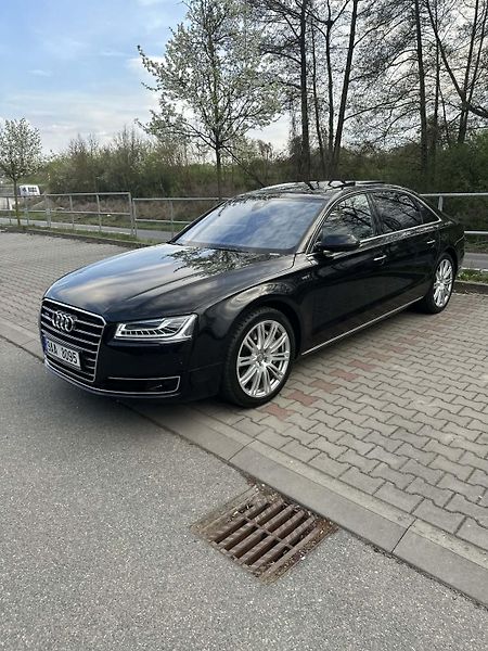 Audi A8 (2014) Long - fotka 8 z 31