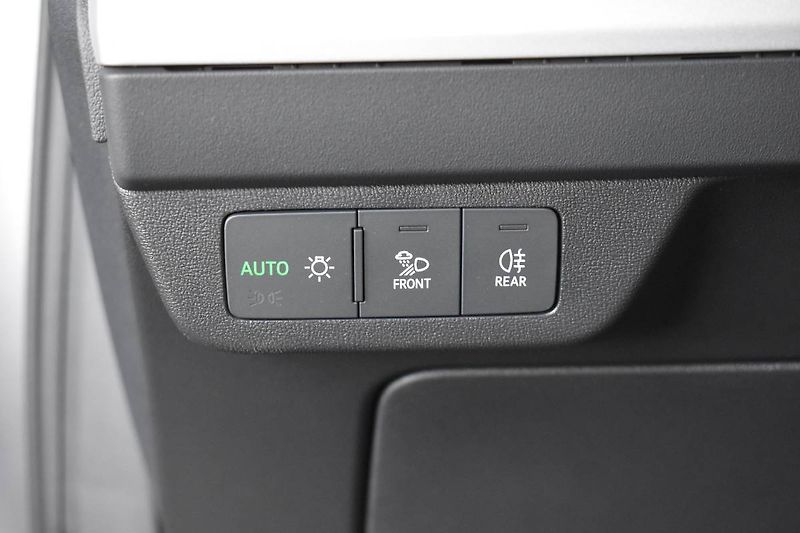 Audi Q4 e-tron (2023) Sportback quattro 220kW,Tepeln - fotka 11 z 26