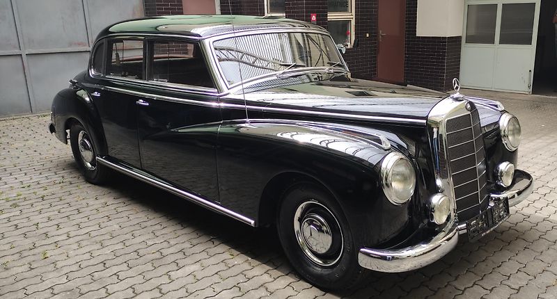 Mercedes-Benz Ostatní (1953) 300 W186 Adenauer - fotka 2 z 23