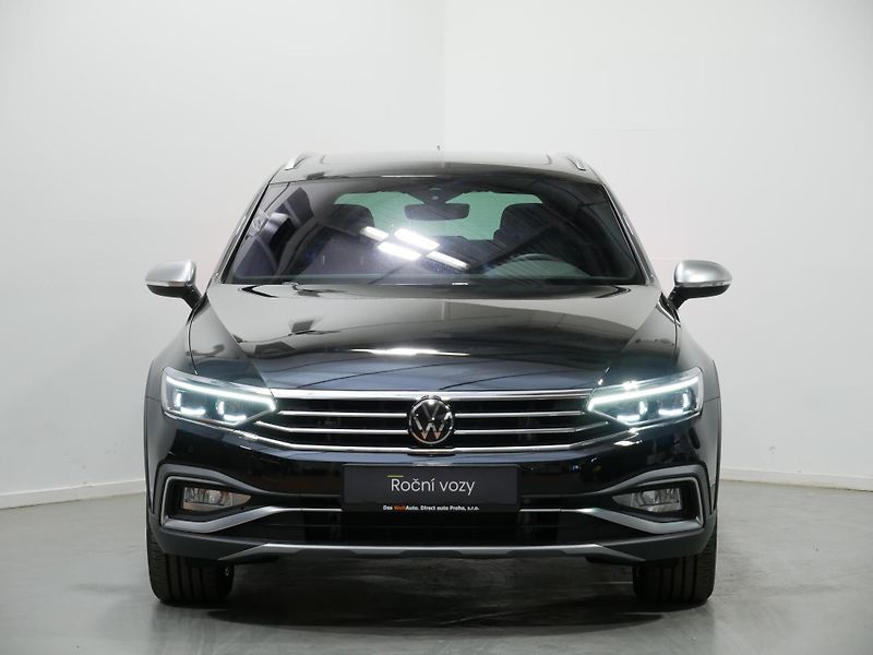 Volkswagen Passat - fotka 4 z 24