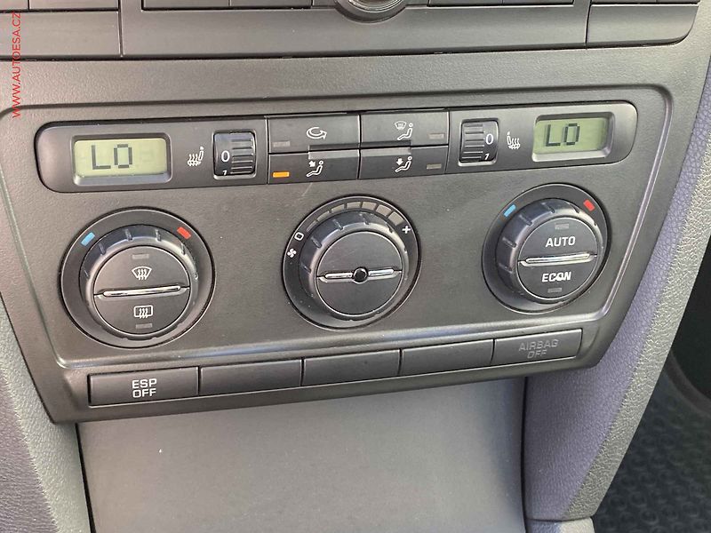 Škoda Octavia (2007) 1.9TDi, 2.maj,ČR, Xenon - fotka 14 z 17