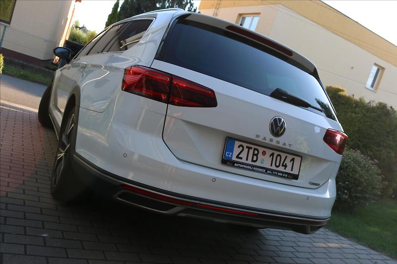 Volkswagen Passat 2,0 ALLTRACK, ČR, 4Motion,DSG - fotka 10 z 75