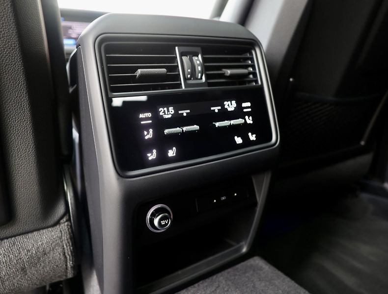 Porsche Cayenne (2025) Coupe E-Hybrid 360KW Techart - fotka 30 z 46