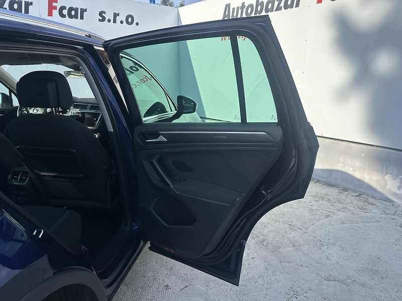 Volkswagen Tiguan (2020) 1.5 TSI 96 kW Head-Up - fotka 15 z 32