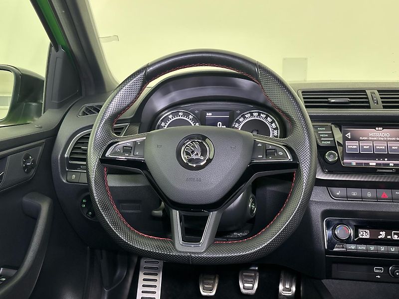 Škoda Fabia Monte Carlo - fotka 18 z 28