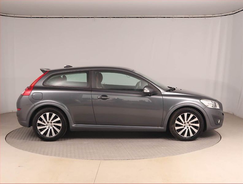 Volvo C30 (2011) D3, Automat, Serv.kniha - fotka 6 z 18