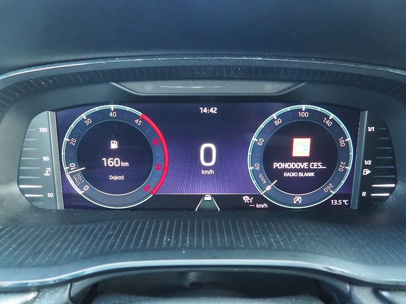 Škoda Octavia (2021) 2.0 TDI, Ambition, Navi - fotka 26 z 39