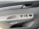 Volkswagen Sharan (2013) 2.0 TDI 103 kW Comfortline 6 M - náhled 20