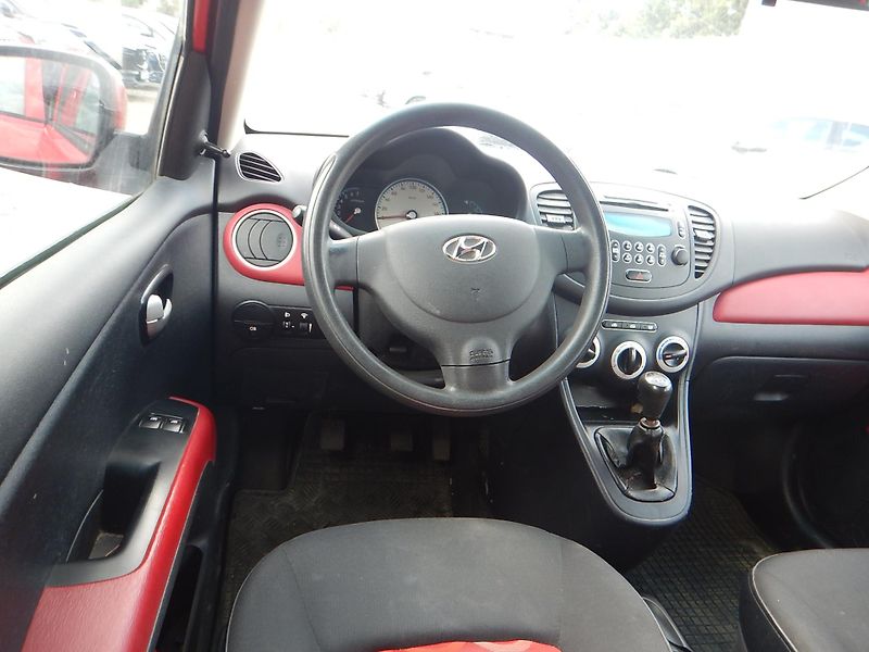 Hyundai i10 1.1, ČR, 1. MAJ. - fotka 11 z 23
