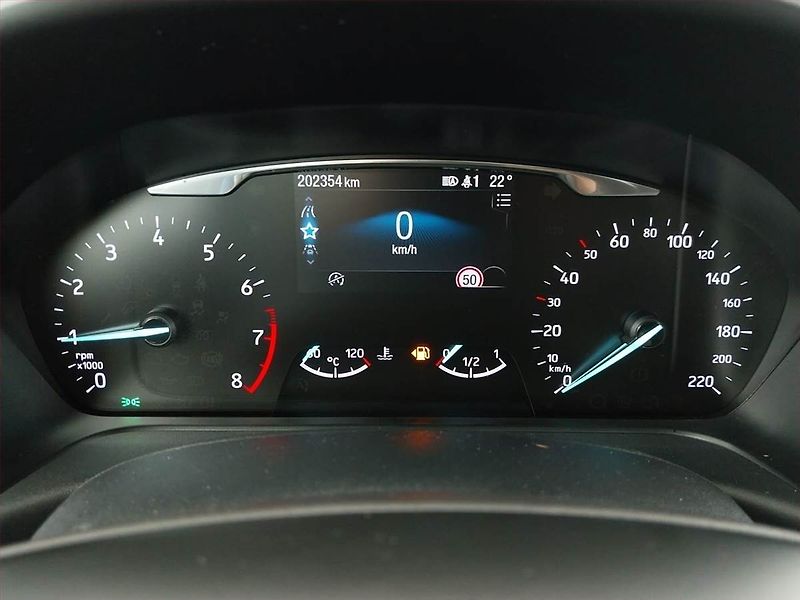 Ford Fiesta (2020) 1.0 EcoBoost, Navi, Xenony - fotka 11 z 20