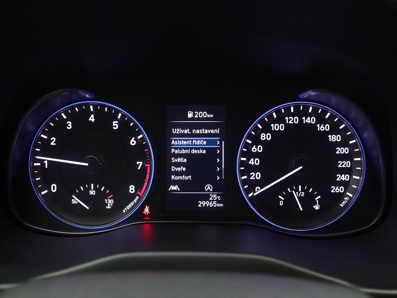 Hyundai Kona 1,0 T-GDI 88kW CZ 1.Maj DPH - fotka 17 z 36