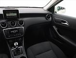 Mercedes-Benz Třídy A (2015) A 180 d, Park. senzory - náhled 8