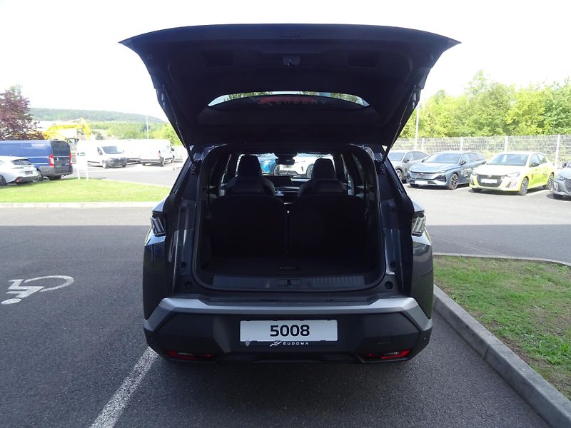 Peugeot 5008 (2026) BUSINESS Hybrid 145k e-DCS6 - fotka 10 z 47