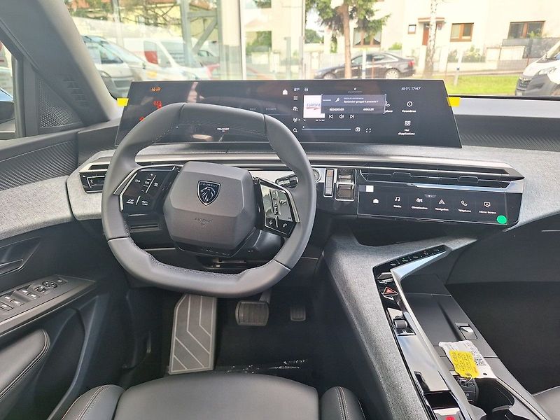 Peugeot 3008 (2026) BUSINESS Hybrid 145 e-DCS6 - fotka 11 z 22