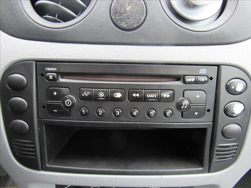 Citroën C3 1,4 54kW LPG - fotka 16 z 23