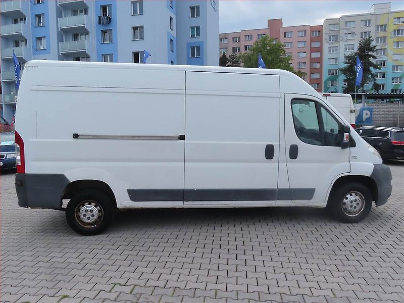 Fiat Ducato (2010) 2.3 MultiJet, L3H2, 13m3, 1.0t - fotka 6 z 12