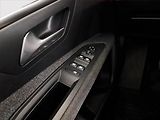 Peugeot 3008 (2017) 1.2 PureTech, Navi, Tempomat - náhled 17