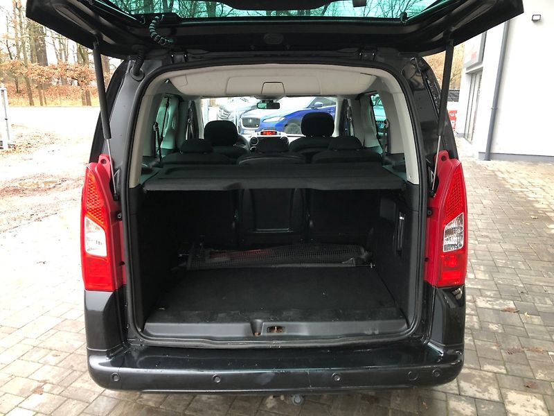 Peugeot Partner (2011) Teppe 1.6 HDi Panorama - fotka 23 z 32